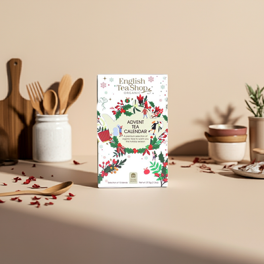 A snowy white advent calendar filled with 25 festive tea sachets. A beautiful way to count down to Christmas with organic blends.