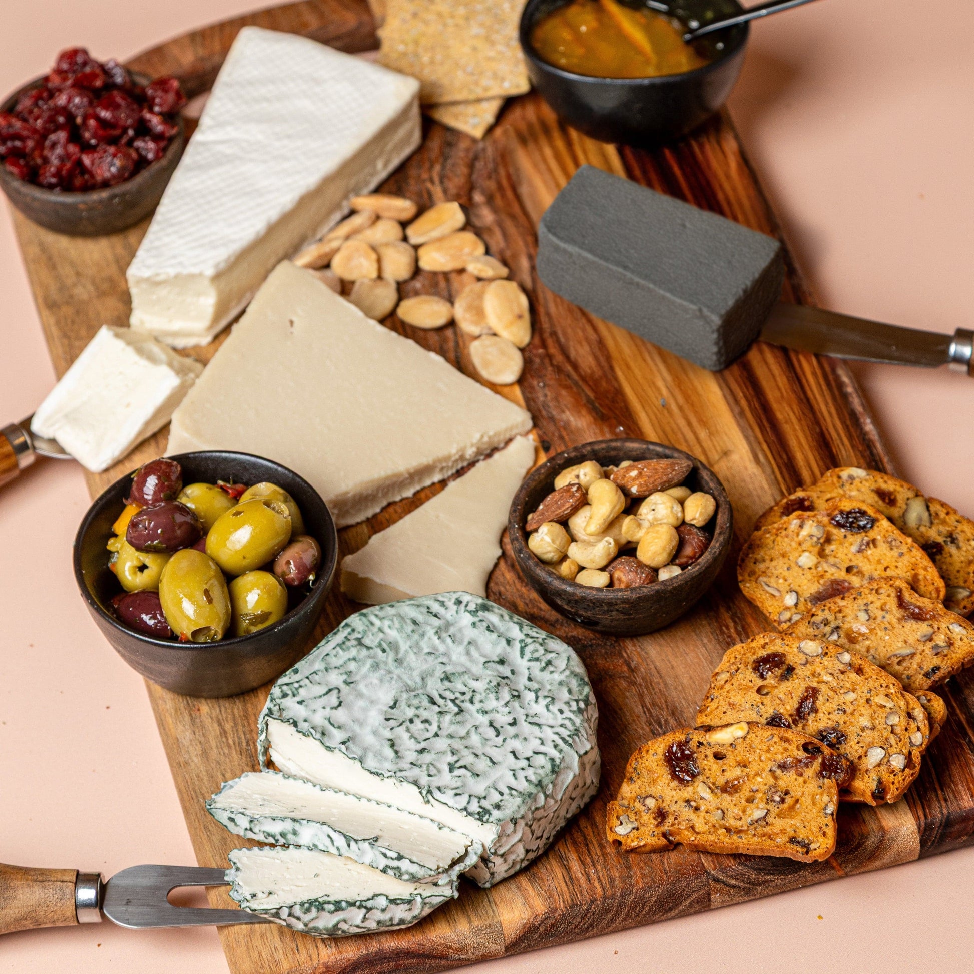 Classic Cheese Bundle Cheese by Saporia