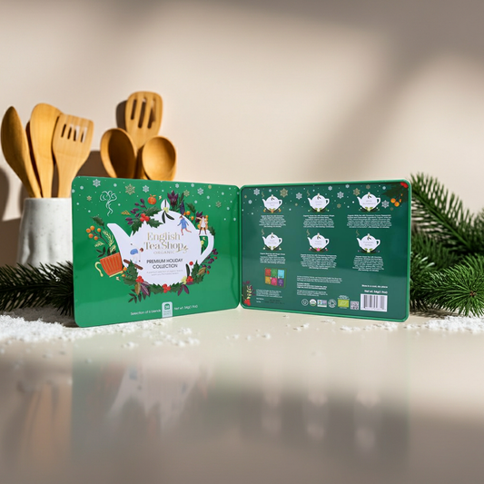 A festive green tin filled with organic holiday teas in a variety of flavours. A beautiful gift or seasonal self-care moment.