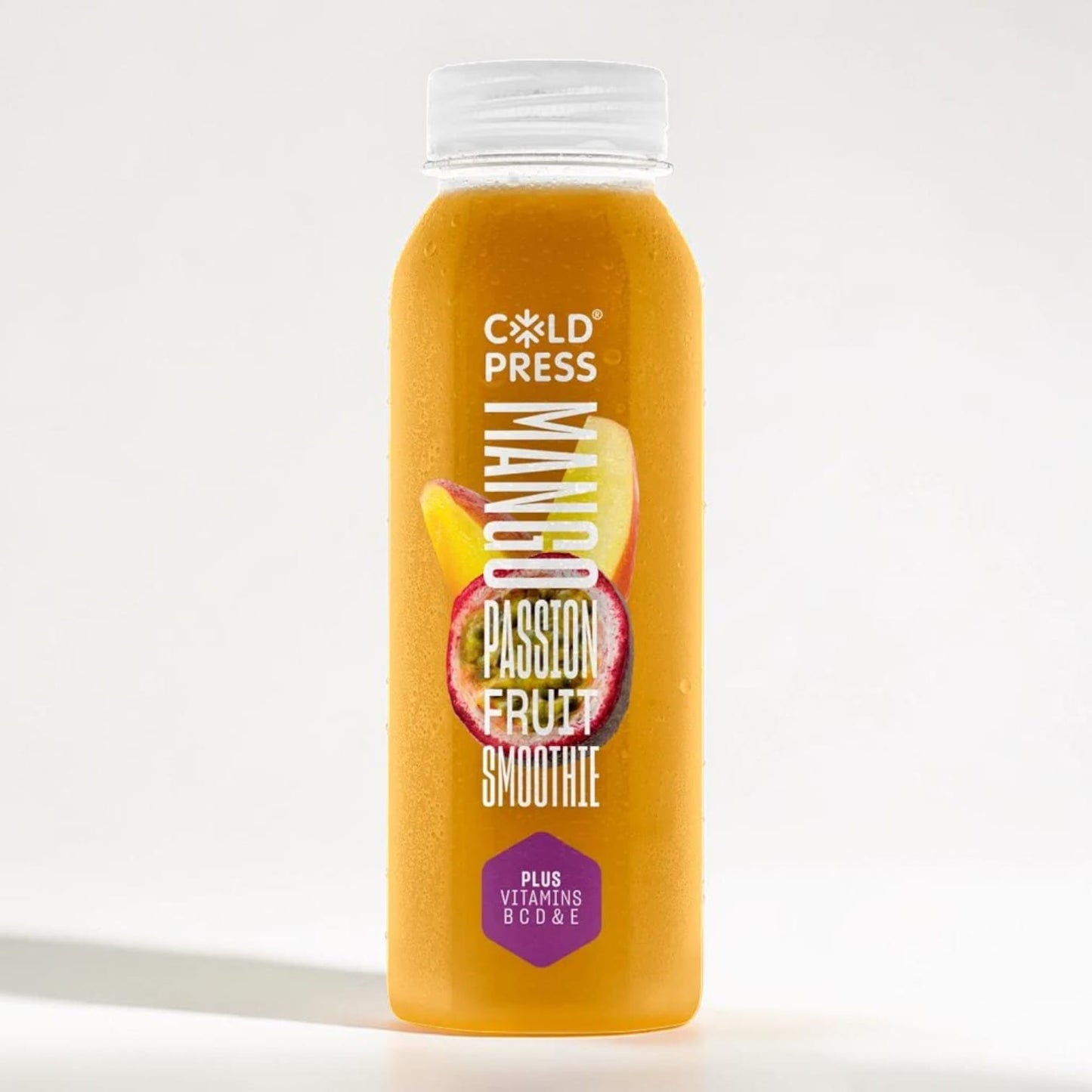 Saporia Cold Press Mango & Passionfruit Smoothie bottle with vitamins B, C, D & E. Tropical fruit drink.