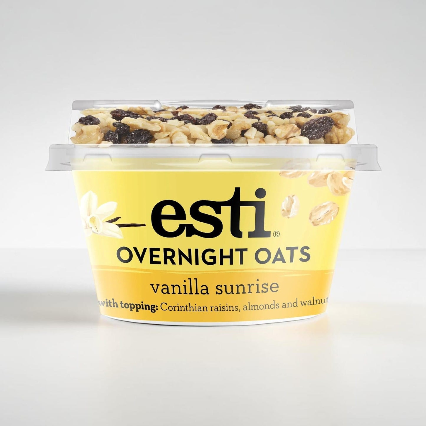 Vanilla Sunrise Overnight Oats by Esti